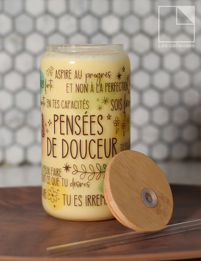 Verre style canette avec couvercle bamboo « Pensées de douceur »